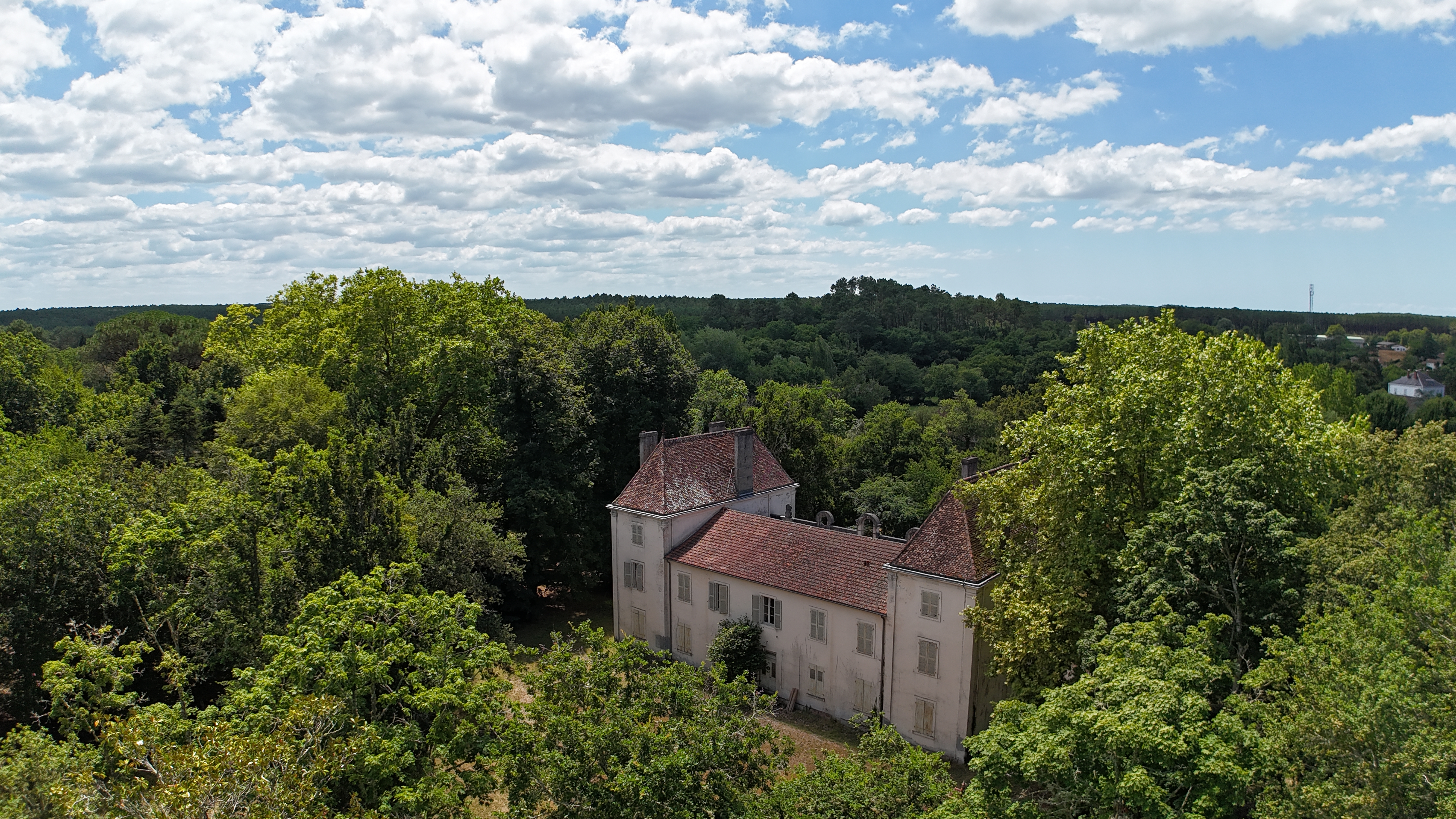 dji_fly_20250708_140358_0022_1751978300543_photo.jpg